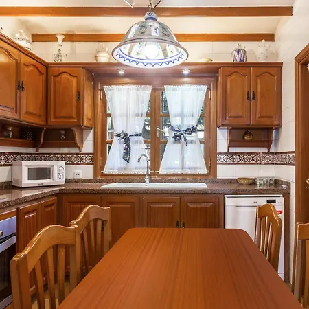 Teresita High Views Holiday home *